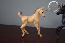 Load image into Gallery viewer, Sirius and Vega-Unicorn Foals Mold-Breyer Classic