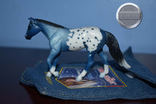 Load image into Gallery viewer, Dungaree-Breyerfest Exclusive-Loping Quarter Horse Mold-Breyer Stablemate