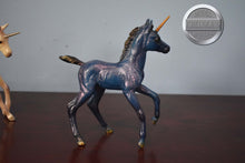 Load image into Gallery viewer, Sirius and Vega-Unicorn Foals Mold-Breyer Classic
