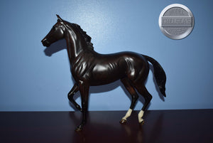 Zenyetta-Lonesome Glory Mold-Breyer Traditional