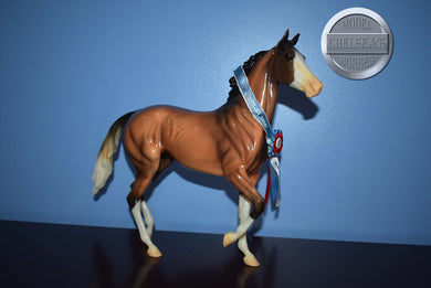 Goin for Gold-Lonesome Glory Mold-Breyer Traditional