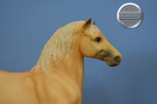 Load image into Gallery viewer, Goliath-Belgian Mold-Breyer Traditional