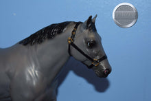 Load image into Gallery viewer, Silver-Quarter Horse Gelding Mold-Breyer Traditional