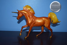 Load image into Gallery viewer, Solar Flare-Unicorn Arabian Malik Mold-Breyer Classic