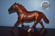 Load image into Gallery viewer, Copper Chestnut Pacer-Pacer Mold-Breyer Traditional