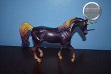 Load image into Gallery viewer, Zenith-Best of Show Arabian Mold-Breyer Classic