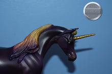 Load image into Gallery viewer, Zenith-Best of Show Arabian Mold-Breyer Classic