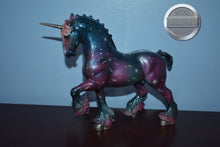 Load image into Gallery viewer, Altair-Unicorn Shire Mold-Breyer Classic