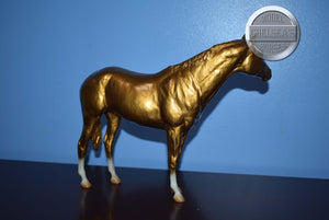 Gold Charm Secretariat-Secretariat Mold-Breyer Traditional