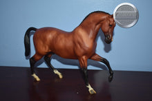 Load image into Gallery viewer, Flim Flam-Roemer Mold-Breyer Traditional