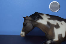 Load image into Gallery viewer, Grullo Pinto Cutting Horse and Calf-Cutting Horse and Calf Mold-Breyer Classic