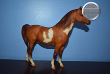 Load image into Gallery viewer, Spotted Legacy Gift Set-Sears Exclusive-Proud Arabian Mare and Foal Mold-Breyer Traditional