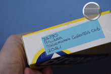 Load image into Gallery viewer, Raider with Box-Stablemate Club Exclusive-Original on the Mold-Breyer Stablemate