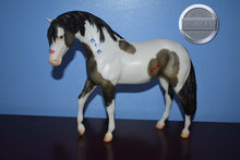 Load image into Gallery viewer, Nonoma-Vintage Club Exclusive-Foundation Stallion Mold-Breyer Traditional