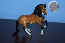 Load image into Gallery viewer, Chalice-Deluxe Club Exclusive-Mini Alborozo Mold-Breyer Stablemate