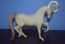 Load image into Gallery viewer, Lady Roxanna-Original on the Mold-Breyer Traditional