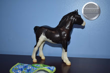 Load image into Gallery viewer, Shadow-Clydesdale Foal Mold-Breyer Traditional