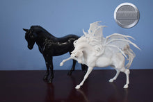 Load image into Gallery viewer, Dragon Fire-3D Printed-Unpainted Model-Approximate Paddock Pal Size