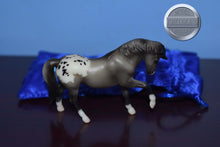 Load image into Gallery viewer, Primrose-Stablemate Club Exclusive-Quarter Horse Mare Mold-Breyer Stablemate
