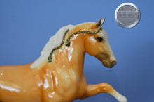 Load image into Gallery viewer, JCP Anniversary Palomino TWH-TWH Mold-Breyer Traditional