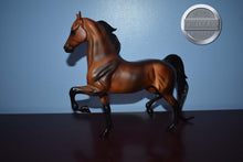 Load image into Gallery viewer, Naranda-National Show Horse Mold-Breyer Traditional