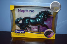 Load image into Gallery viewer, Neptune-Esprit Mold-New in Box-Breyer Traditional