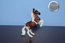 Load image into Gallery viewer, Pinto Lipizzaner from Pinto and Palominos Set-Rearing Lipizzaner-Breyer Stablemate