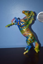Load image into Gallery viewer, Favrile-Breyerfest Exclusive-American Dream Mold-Breyer Classic