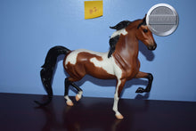 Load image into Gallery viewer, National Show Horse #2-National Show Horse Mold-Breyer Traditional