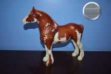 Load image into Gallery viewer, Pepper-Breyerfest Exclusive-Clydesdale Mare Mold-Breyer Traditional