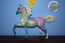 Load image into Gallery viewer, Giverny-Breyerfest Exclusive-Huckleberry Bey Mold-Breyer Traditional
