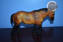 Load image into Gallery viewer, Bay Shire Mare-Shire Mare Mold-Breyer Traditional
