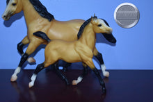Load image into Gallery viewer, Karinthia and Korinth-Running Mare and Foal Mold-Breyer Traditional