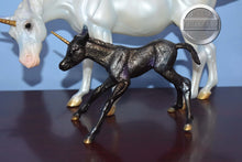 Load image into Gallery viewer, Diadem and Alcor-Susecion and Lefire Mold-Breyer Traditional