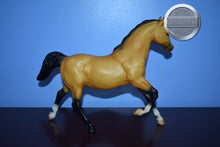 Load image into Gallery viewer, Karinthia and Korinth-Running Mare and Foal Mold-Breyer Traditional