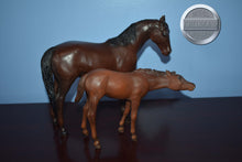 Load image into Gallery viewer, Thoroughbred Mare and Foal Set-Thoroughbred Mare and Suckling Foal Mold-Breyer Traditional