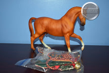 Load image into Gallery viewer, Holiday Hunt-Holiday Exclusive-Roemer Mold-Breyer Traditional