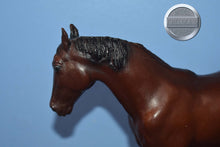 Load image into Gallery viewer, Thoroughbred Mare and Foal Set-Thoroughbred Mare and Suckling Foal Mold-Breyer Traditional