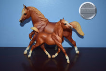 Load image into Gallery viewer, Sugar and Spice-Running Mare and Running Foal Mold-Breyer Traditional