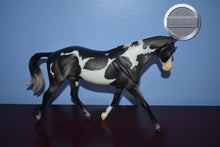 Load image into Gallery viewer, Epona-Braided Mane-Breyerfest Exclusive-Strapless Mold-Breyer Traditional