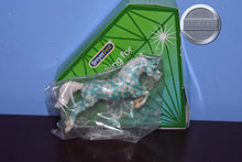 Load image into Gallery viewer, Green Light-Breyerfest Exclusive-Warmblood Jumper Mold-Breyer Stablemate