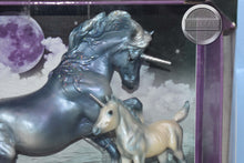 Load image into Gallery viewer, Cascade and Caspian-Connemara Mare and Foal Mold-Breyer Traditional