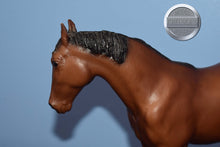 Load image into Gallery viewer, Vintage Nursing Mare and Foal-Thoroughbred Mare and Foal Set Mold-Breyer Traditional
