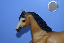 Load image into Gallery viewer, Karinthia-Running Mare Mold-Breyer Traditional