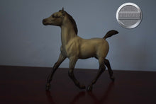 Load image into Gallery viewer, Bluegrass-Running Foal Mold-Breyer Traditional