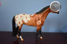 Load image into Gallery viewer, Thorn-Matte-Breyerfest Exclusive-Trakenher Mold-Breyer Traditional