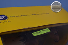 Load image into Gallery viewer, Toro-Nokota Mold-Breyer Traditional