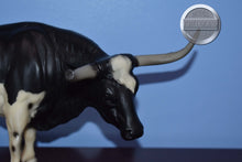 Load image into Gallery viewer, Maverick-1998 SR-Texas Longhorn Mold-Breyer Traditional
