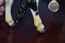 Load image into Gallery viewer, Maverick-1998 SR-Texas Longhorn Mold-Breyer Traditional