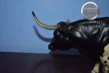 Load image into Gallery viewer, Maverick-1998 SR-Texas Longhorn Mold-Breyer Traditional